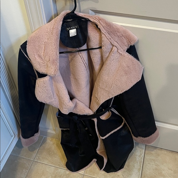 VENUS Black & Pink Faux Fur Lined Belted Coat - Picture 3 of 9
